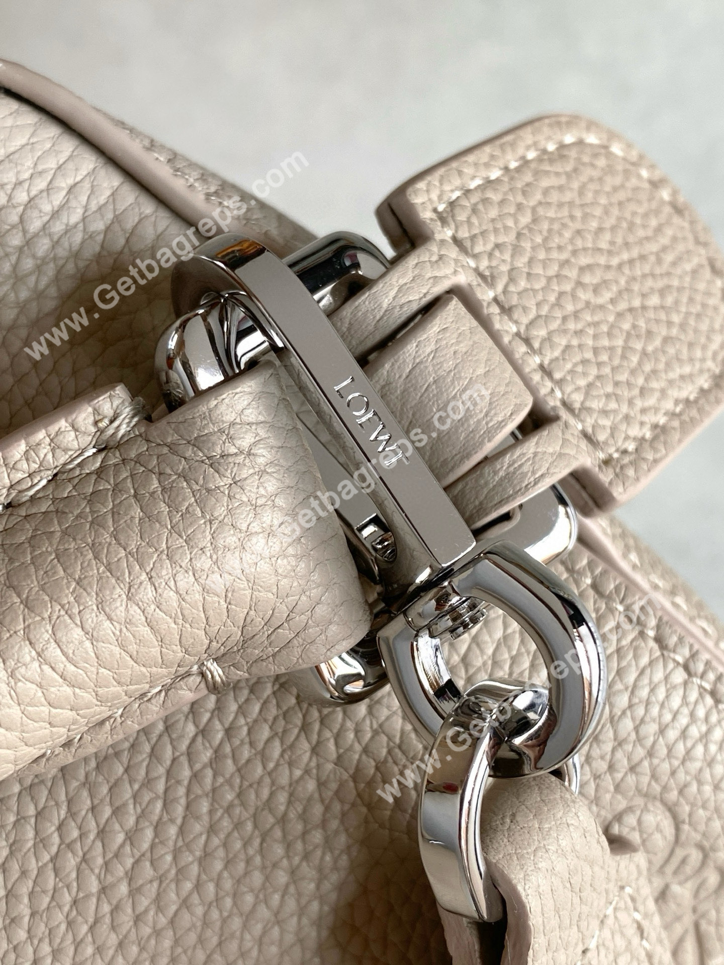 Medium Puzzle Edge bag in Classic Calfskin-002