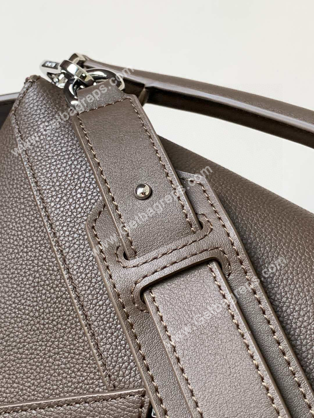 Medium Puzzle Edge bag in Classic Calfskin-005