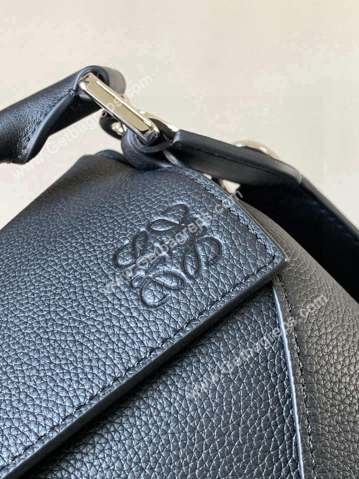 Medium Puzzle Edge bag in Classic Calfskin-007