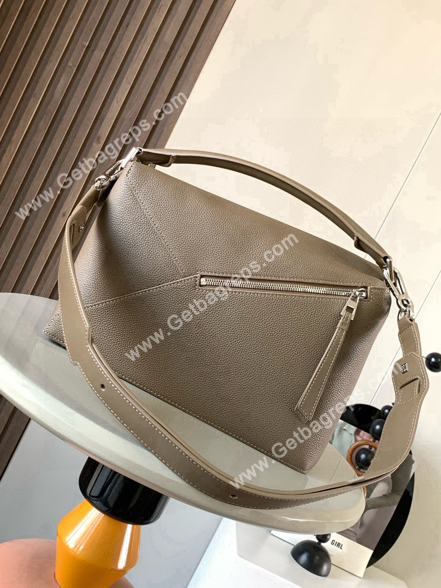 Medium Puzzle Edge bag in Classic Calfskin-010