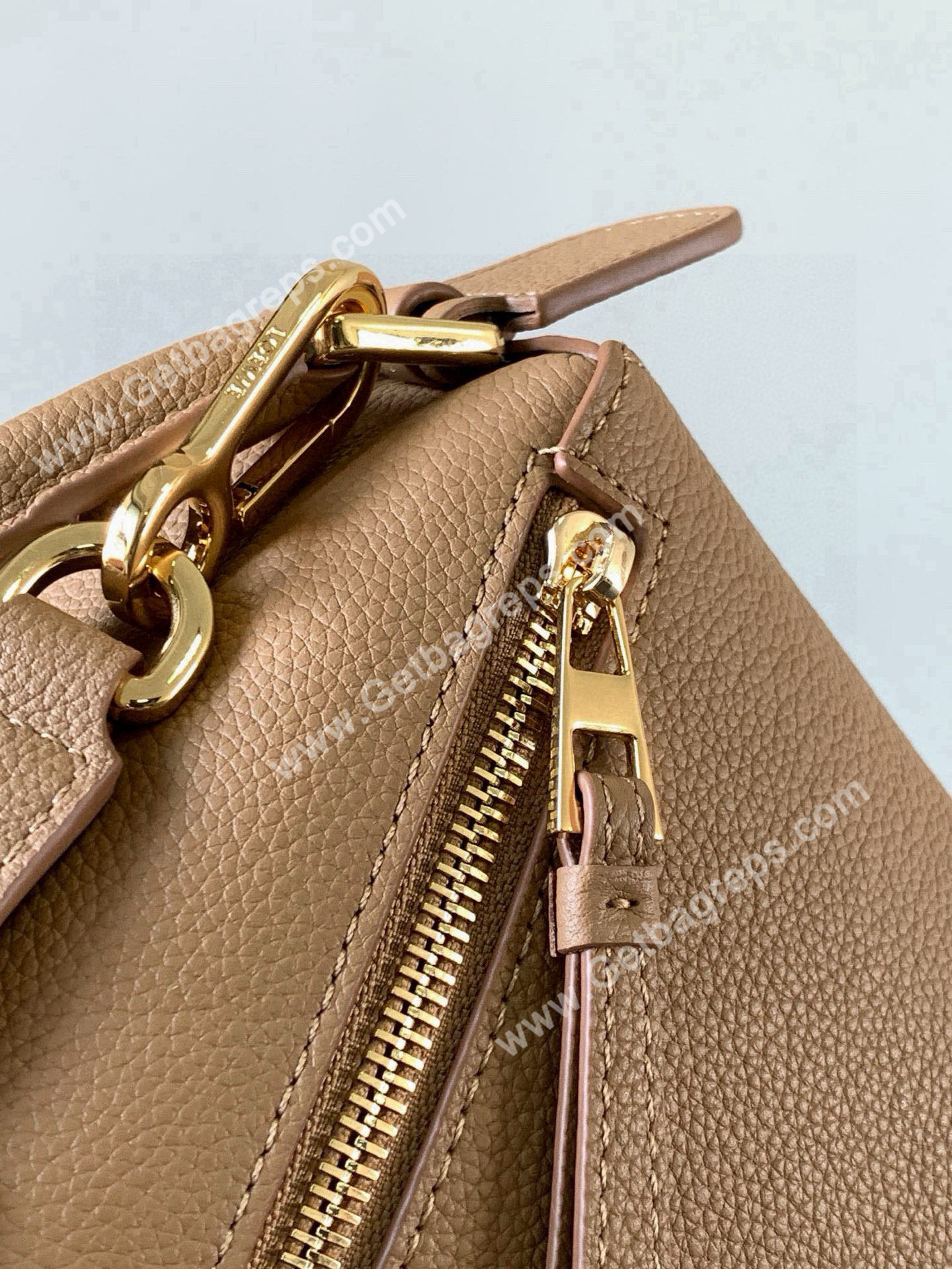 Medium Puzzle Edge bag in Classic Calfskin-011