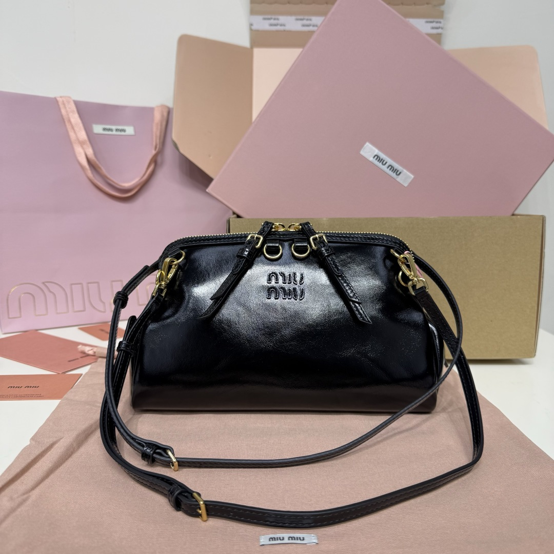 MiuMiu 5BF131 Caprice Leather Clutch Black