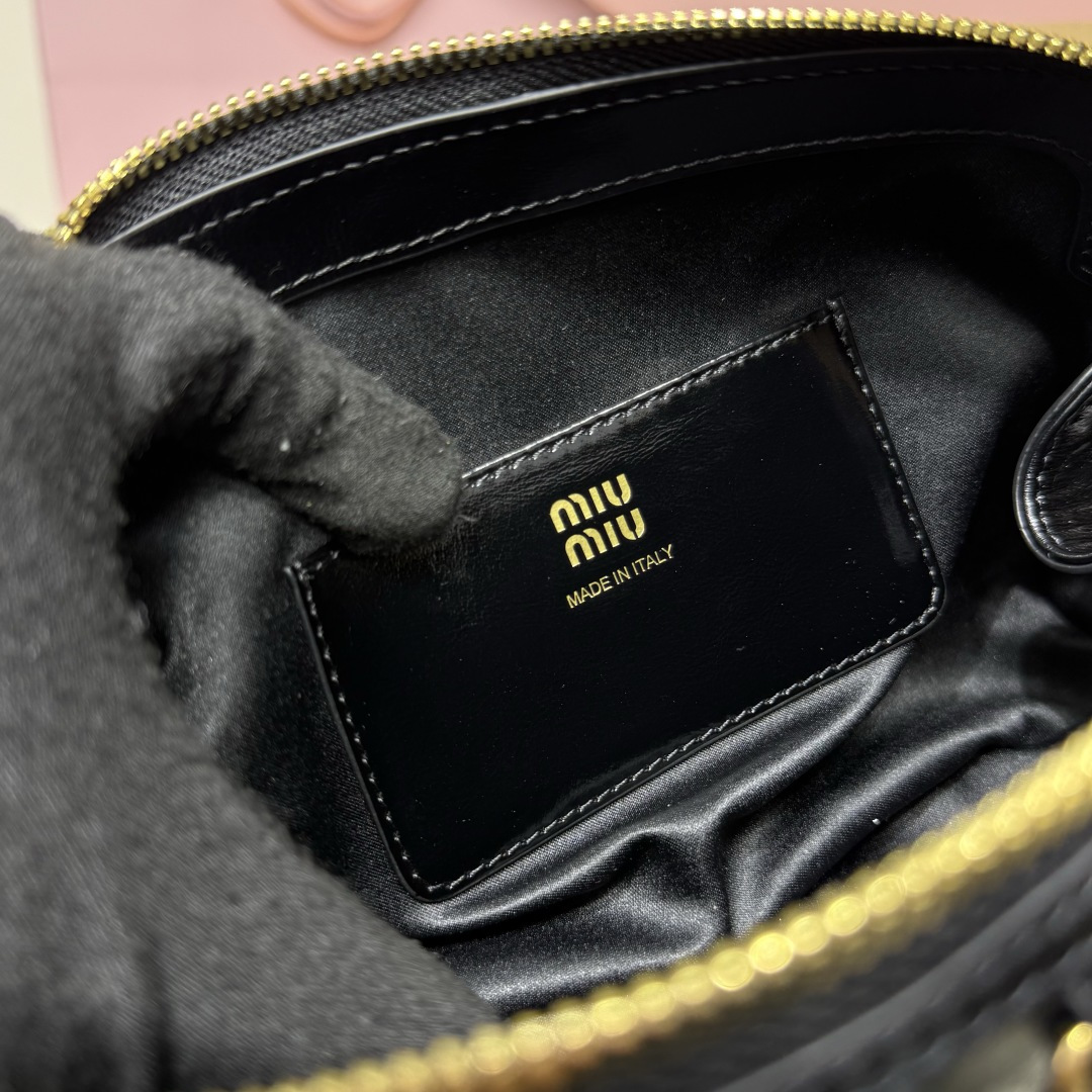 MiuMiu 5BF131 Caprice Leather Clutch Black