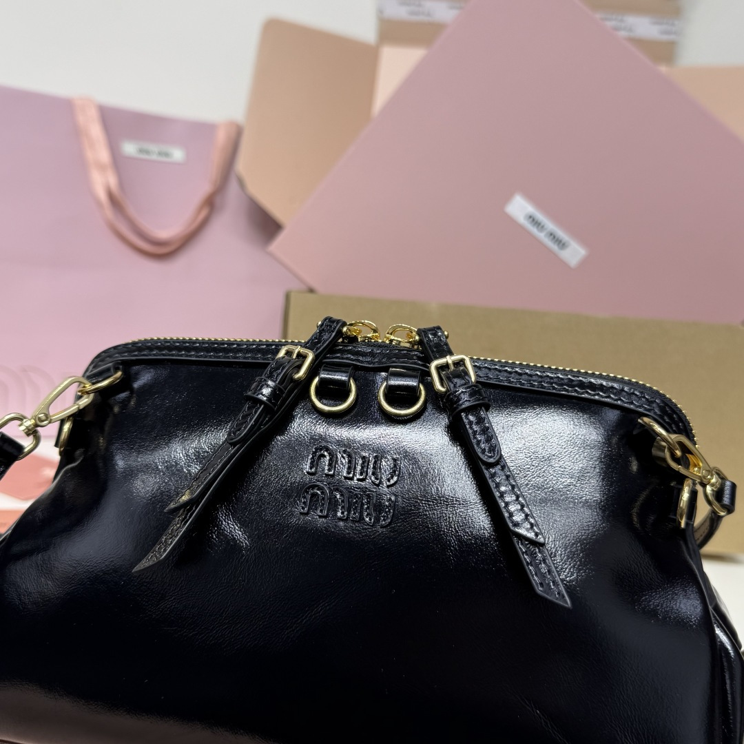 MiuMiu 5BF131 Caprice Leather Clutch Black