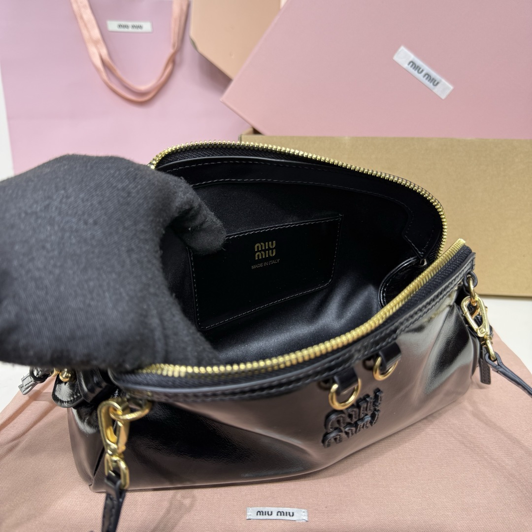 MiuMiu 5BF131 Caprice Leather Clutch Black