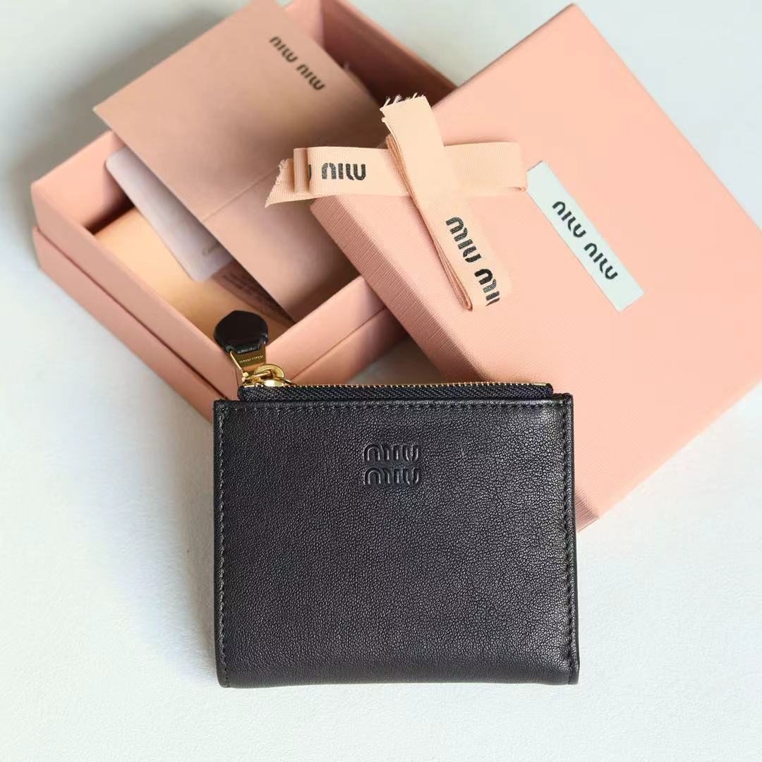 MiuMiu 5MV017 Pocket Wallet Black