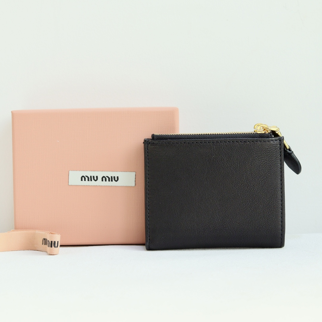 MiuMiu 5MV017 Pocket Wallet Black