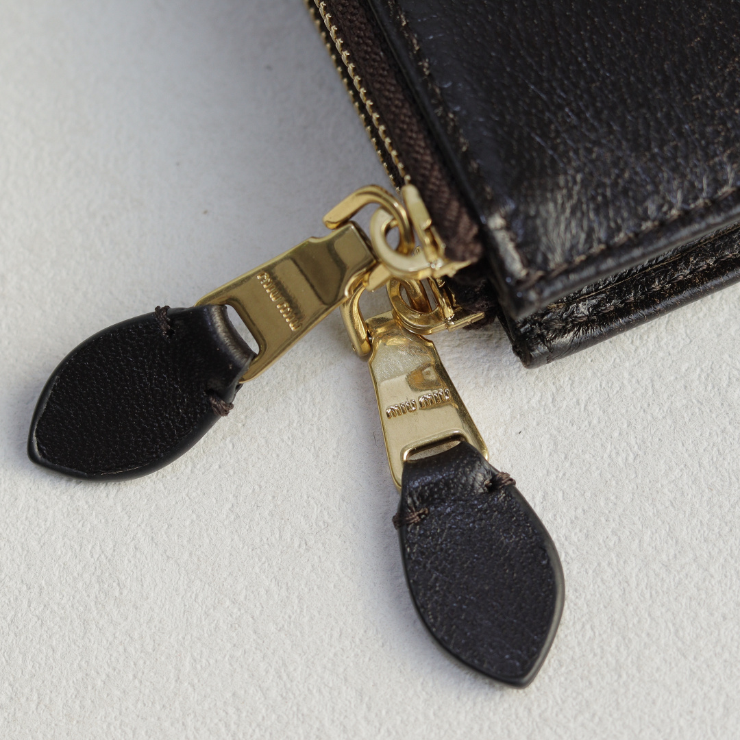 MiuMiu 5MV017 Pocket Wallet Brown