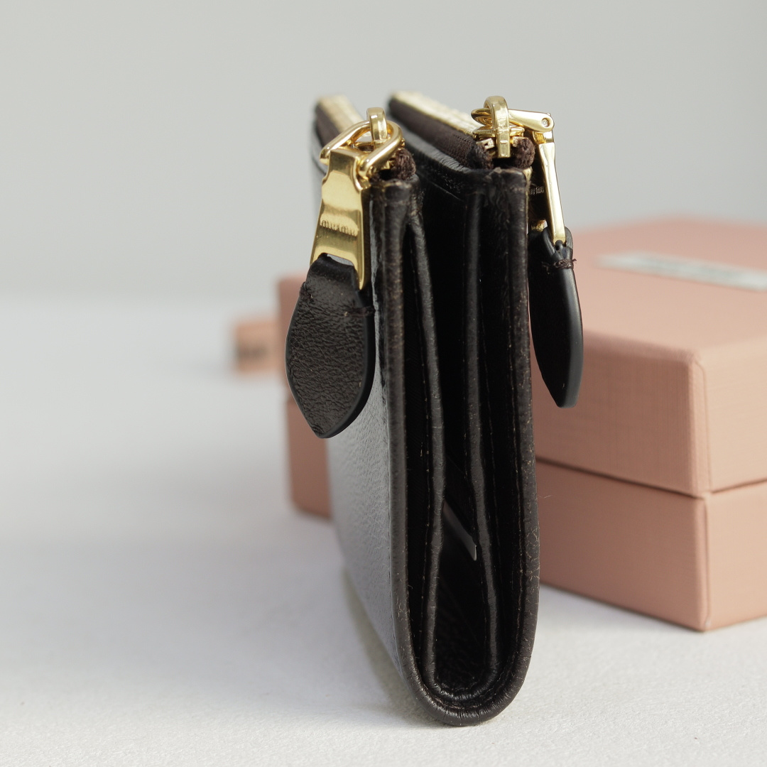 MiuMiu 5MV017 Pocket Wallet Brown