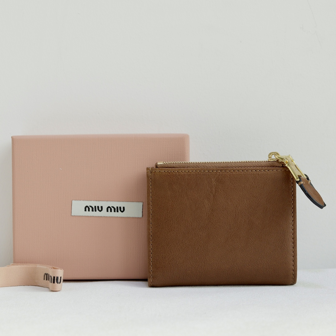 MiuMiu 5MV017 Pocket Wallet Leather Coffee