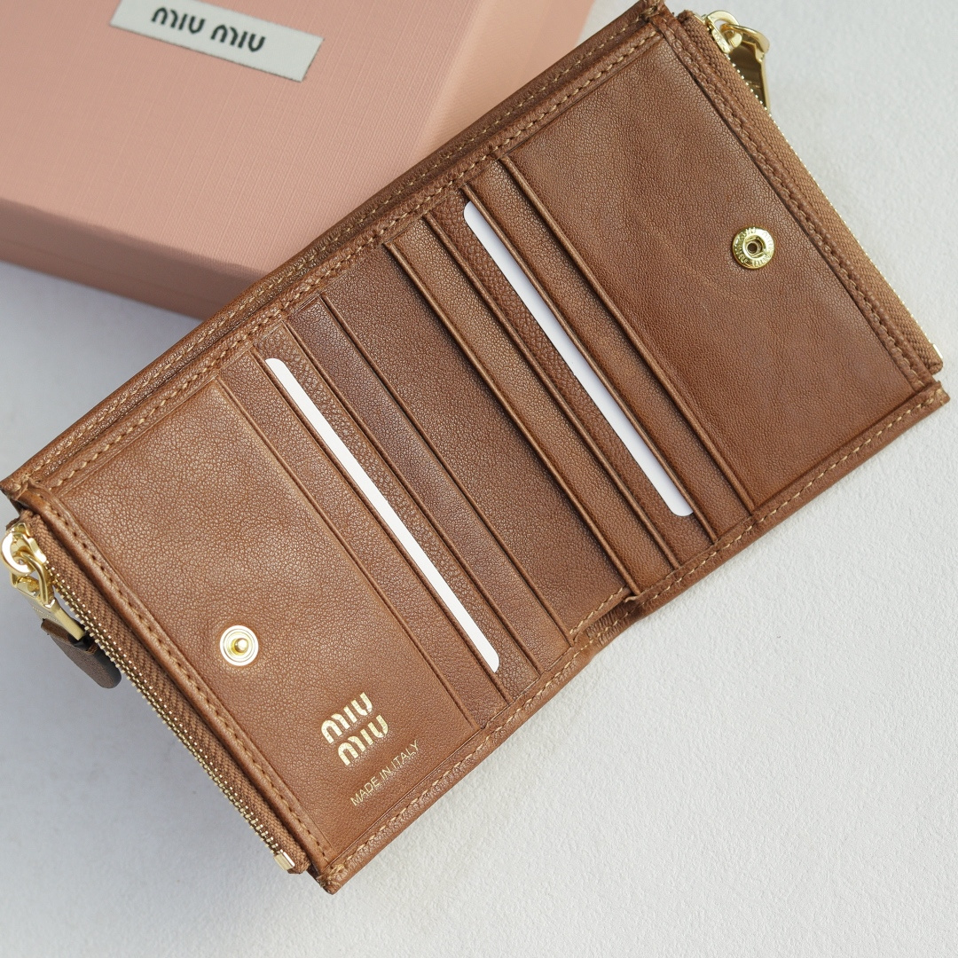 MiuMiu 5MV017 Pocket Wallet Leather Coffee