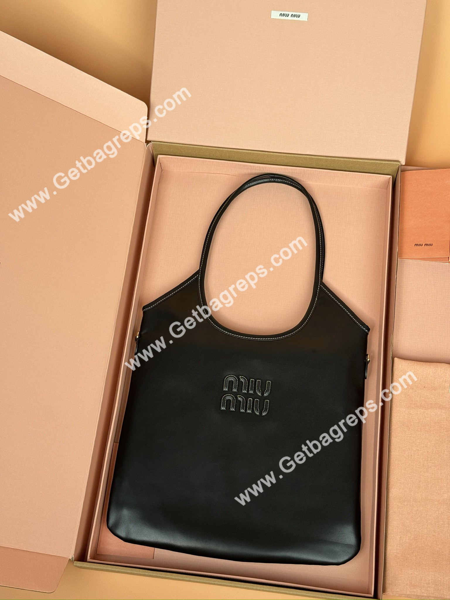 MiuMiu IVY Leather Handbag Black