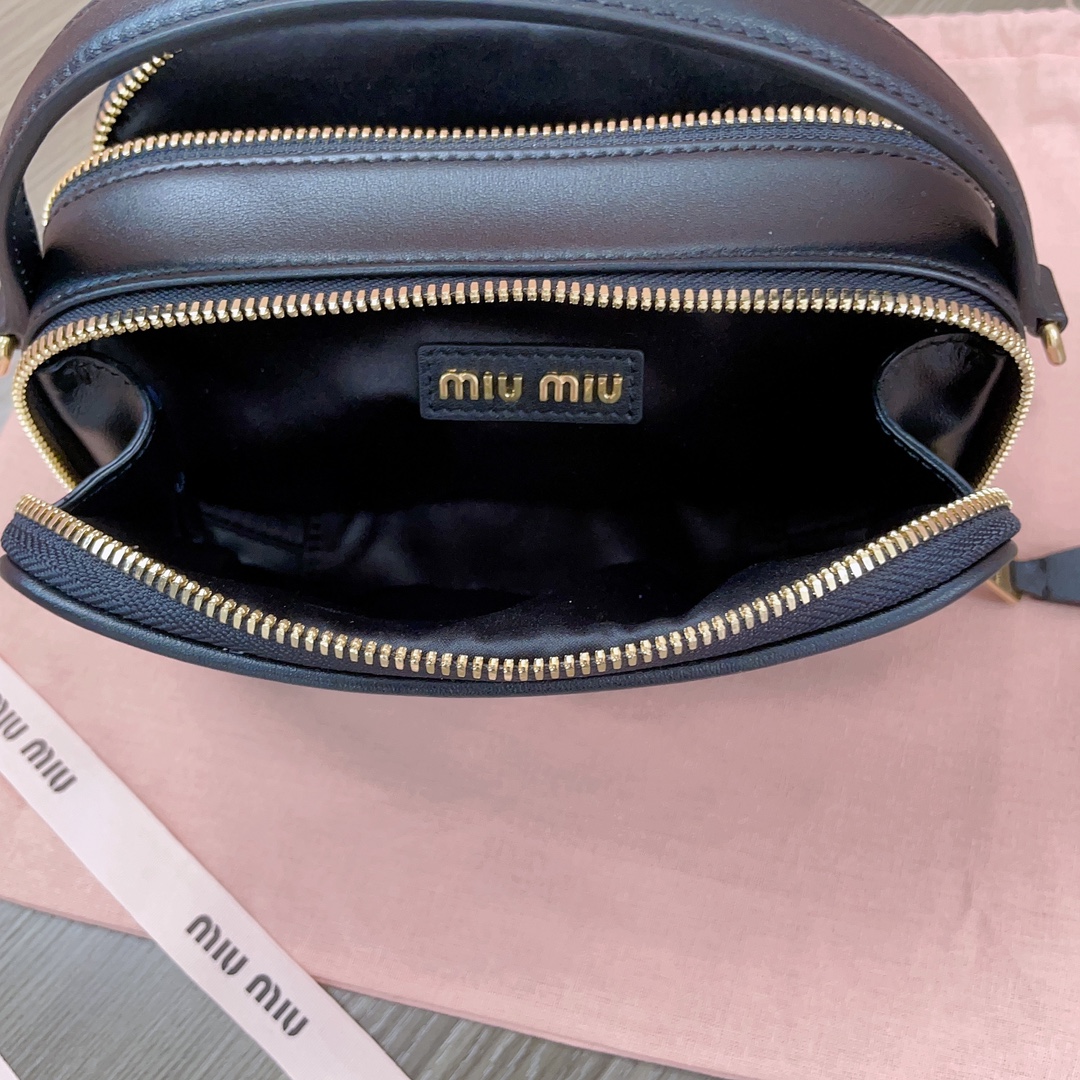 MiuMiu Leather Shoulder Bag Black