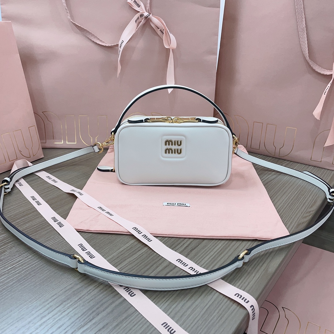 MiuMiu Leather Shoulder Bag White