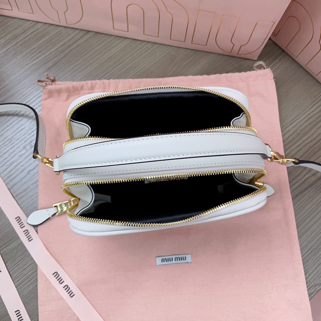 MiuMiu Leather Shoulder Bag White