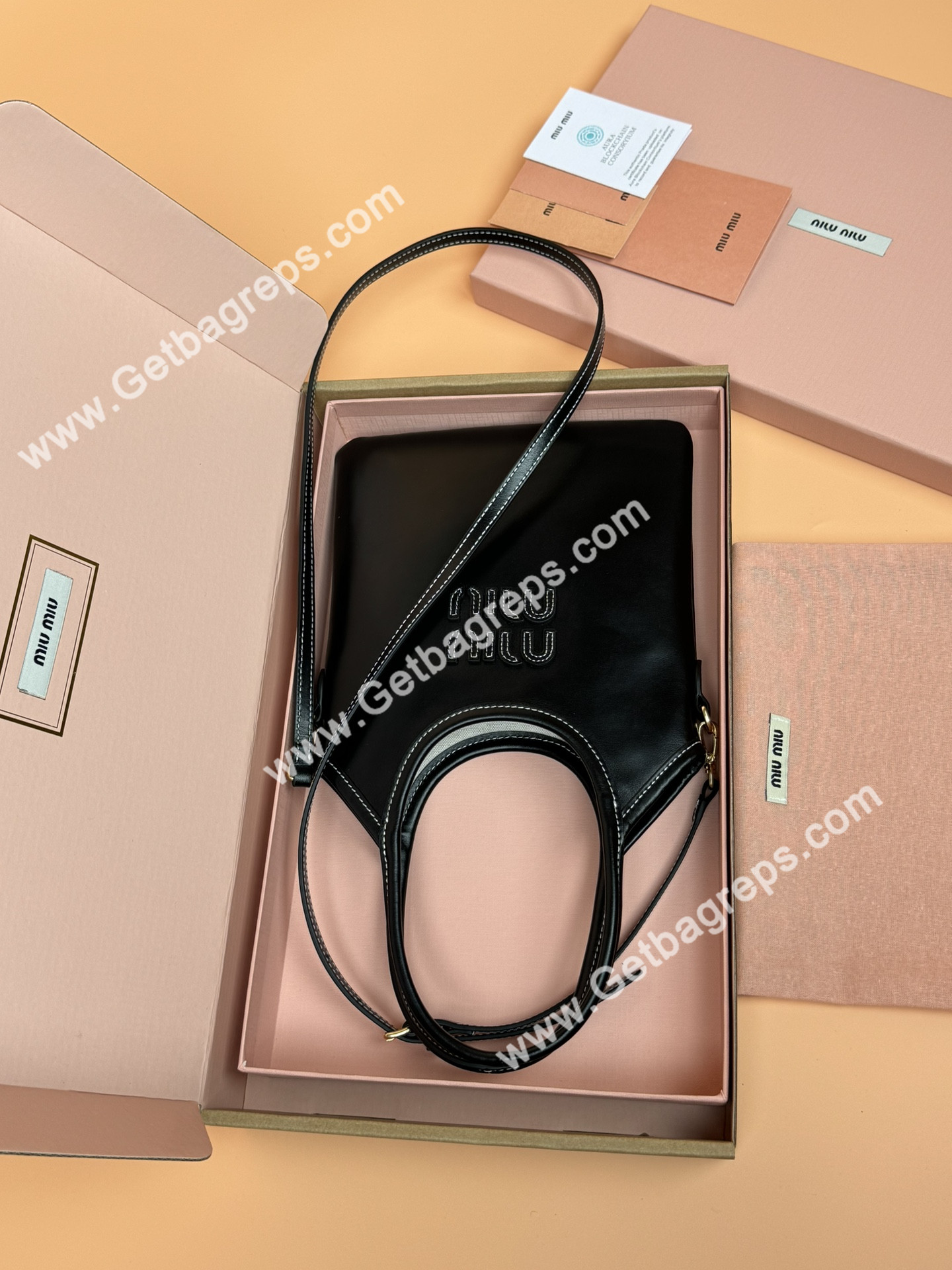 MiuMiu Small IVY Leather Hadnbag Black
