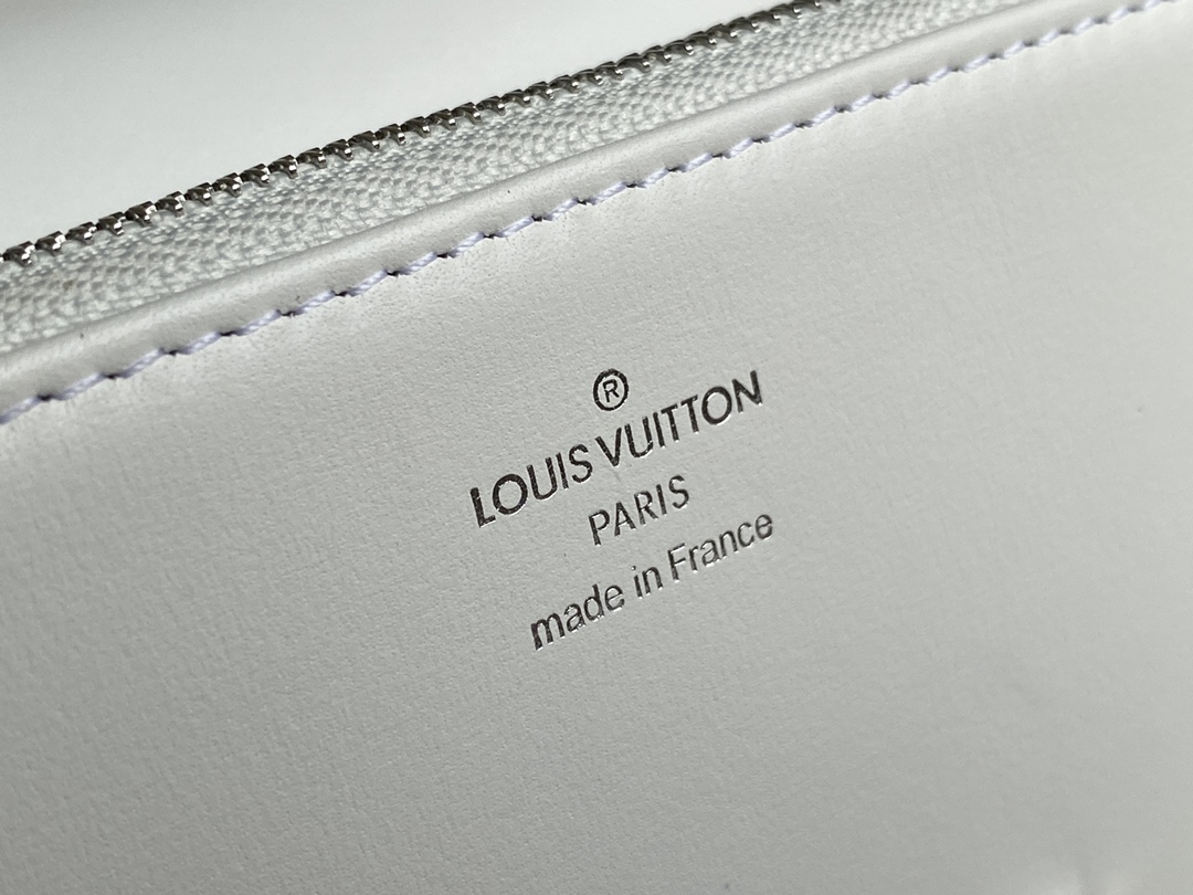 NEW Copy Louis Vuitton Swing Handbag White Calfskin Leather M20395