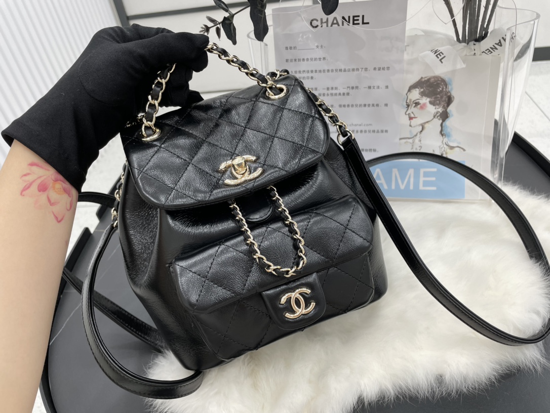 New Authentic Chanel Women Leather Backpack Black For Ladies