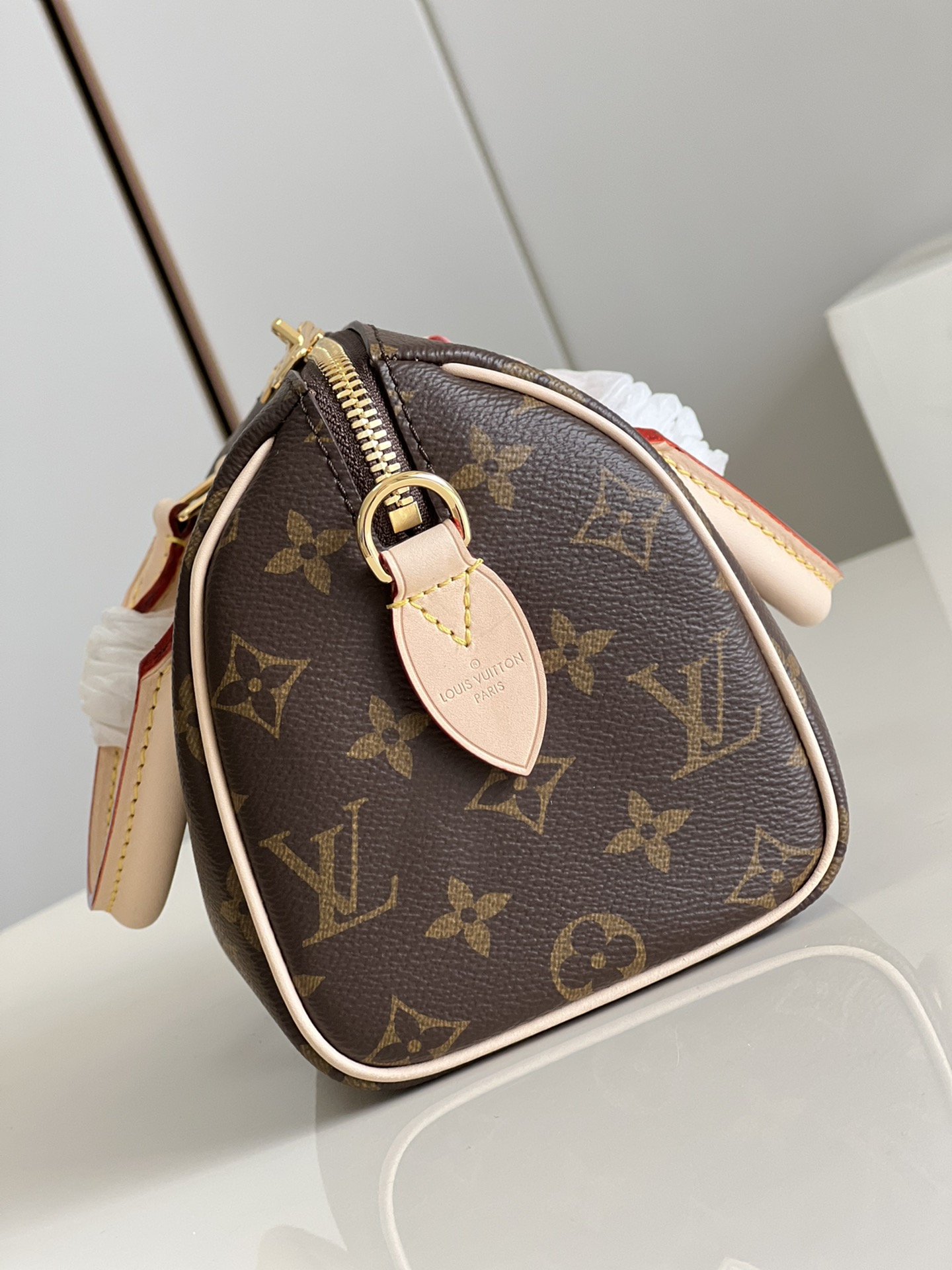 New Authentic Louis Vuitton M45957 Speedy Bandouliere 20 Handbag with a woven Louis Vuitton Signature Copy