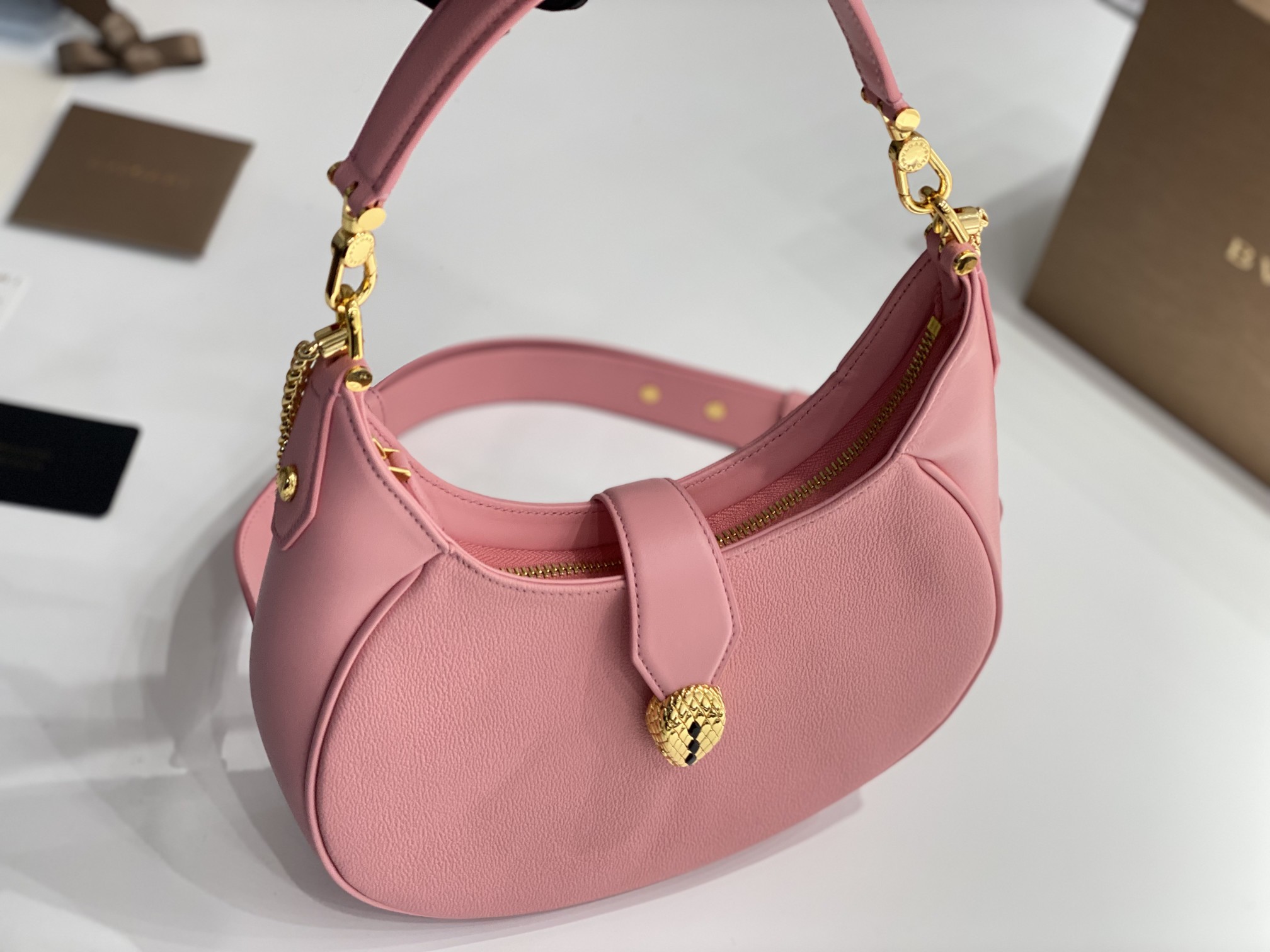 New Copy Bvlgari Serpenti Ellipse Crossbody Bag Pink Calf Leather with Snakehead Closure For Women 25cm