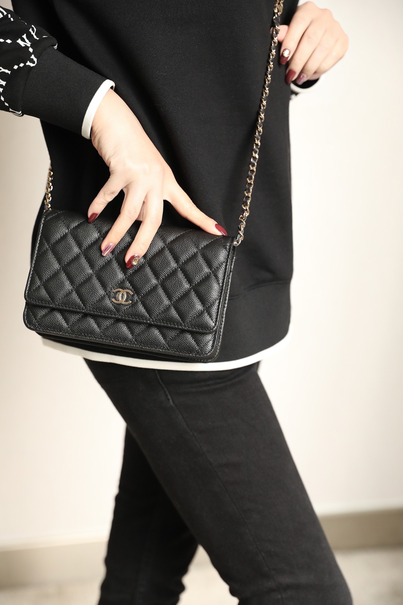 New Copy Chanel Woc Wallet On Chain Shoulder Bag Black