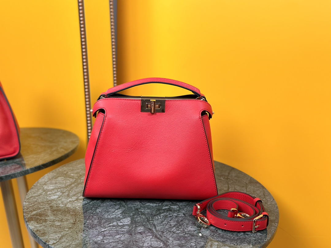 New Peekaboo Essentially Padded Nappa Leather Bag Red