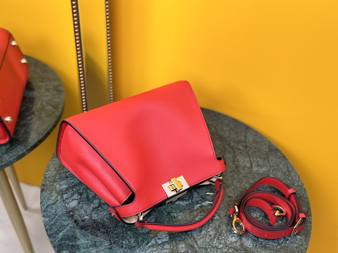 New Peekaboo Essentially Padded Nappa Leather Bag Red