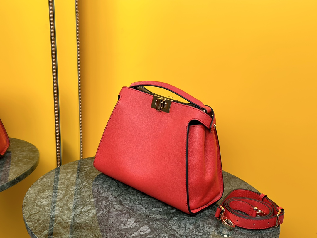 New Peekaboo Essentially Padded Nappa Leather Bag Red