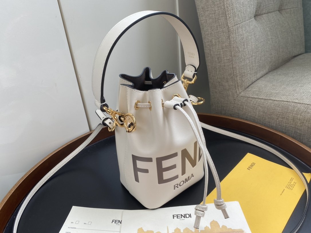 New Replica Fendi Mon Tresor Small Bucket Bag With Fendi Logo White