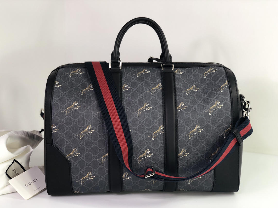 New Replica Gucci 478323 Men Soft GG Supreme Tigers Carry-on Duffle