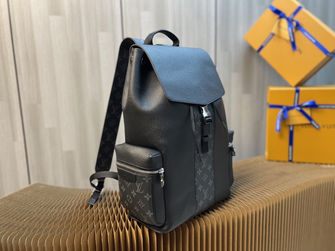 New Replica Louis Vuitton M30417 Mens Outdoor Backpack Pairs Taiga Leather with Monogram Eclipse Canvas