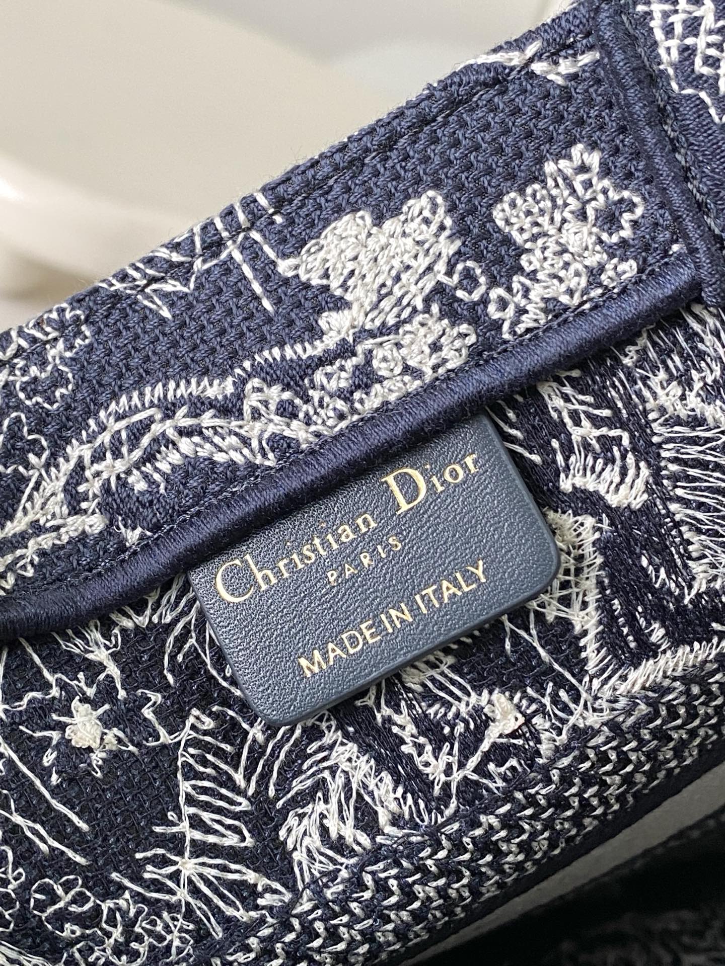 New Version Dior Book Tote Small Size-3