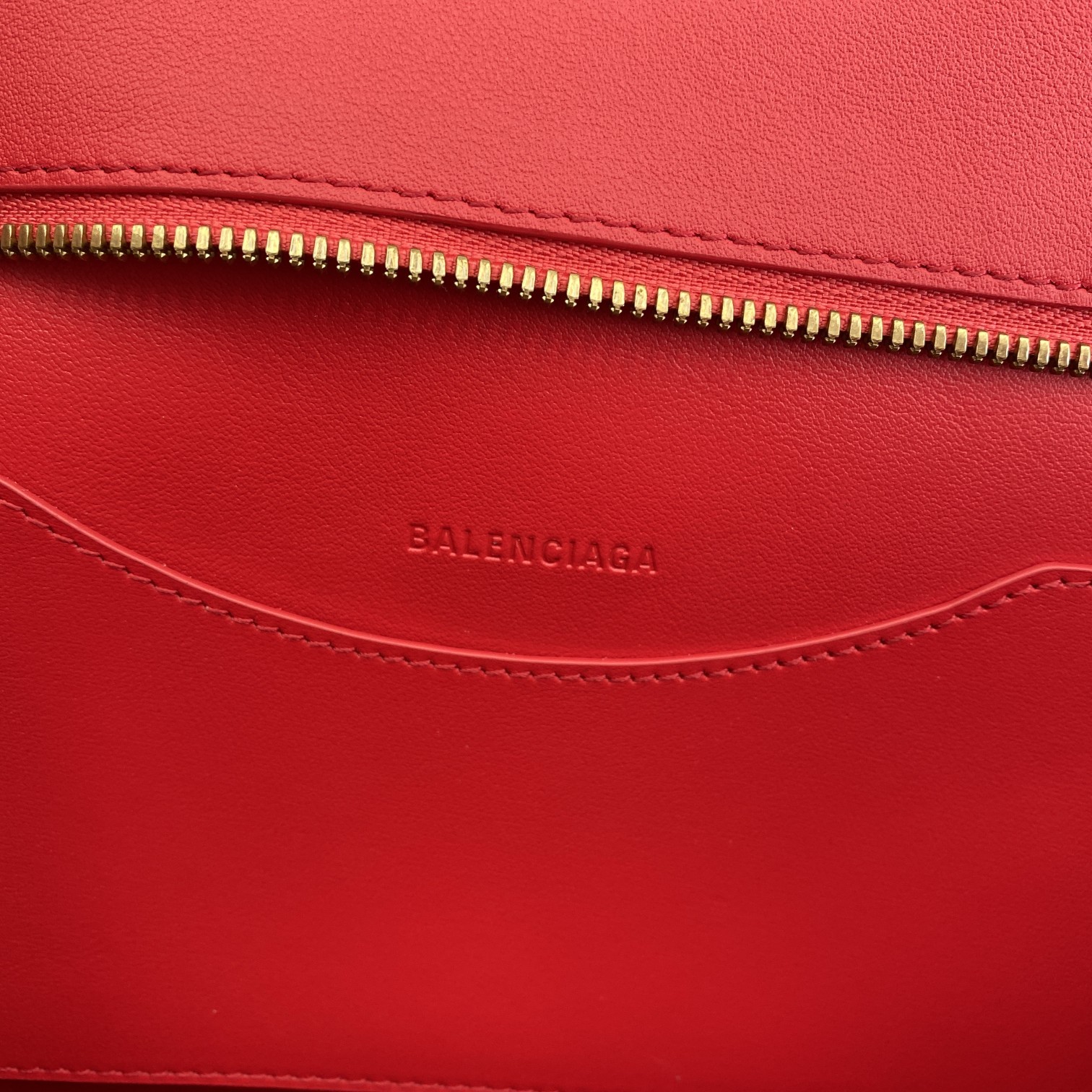 Original Copy Balenciaga Neo Classic Medium Top Handle Bag Red Smooth Calfskin