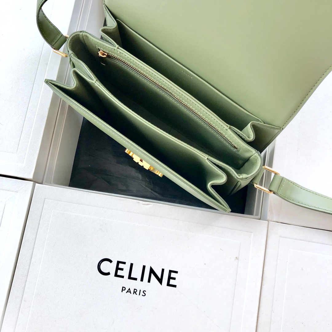 Original Copy Celine Medium Triomphe Bag in Shiny Calfskin Green