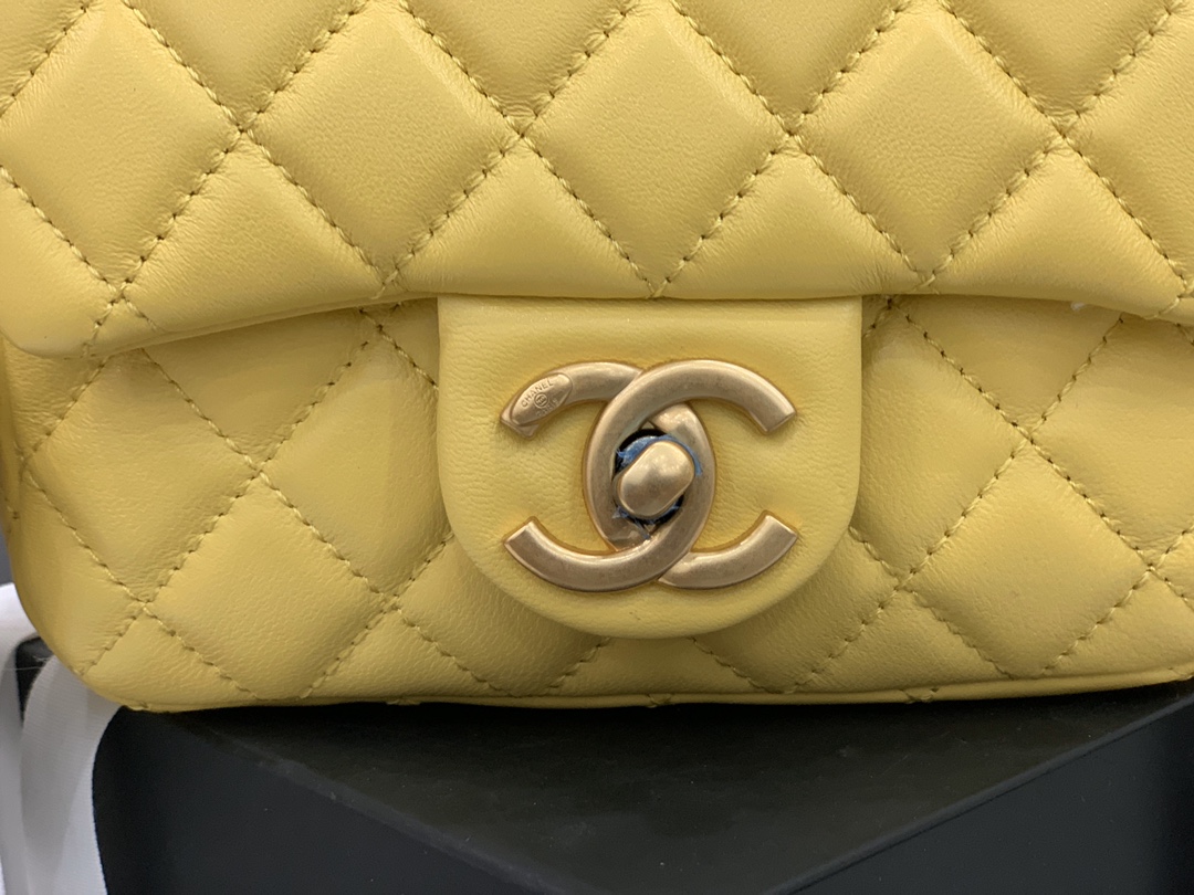 Original Copy Chanel AS2379 2021 Flap Bag Lambskin Resin Gold-Tone Metal