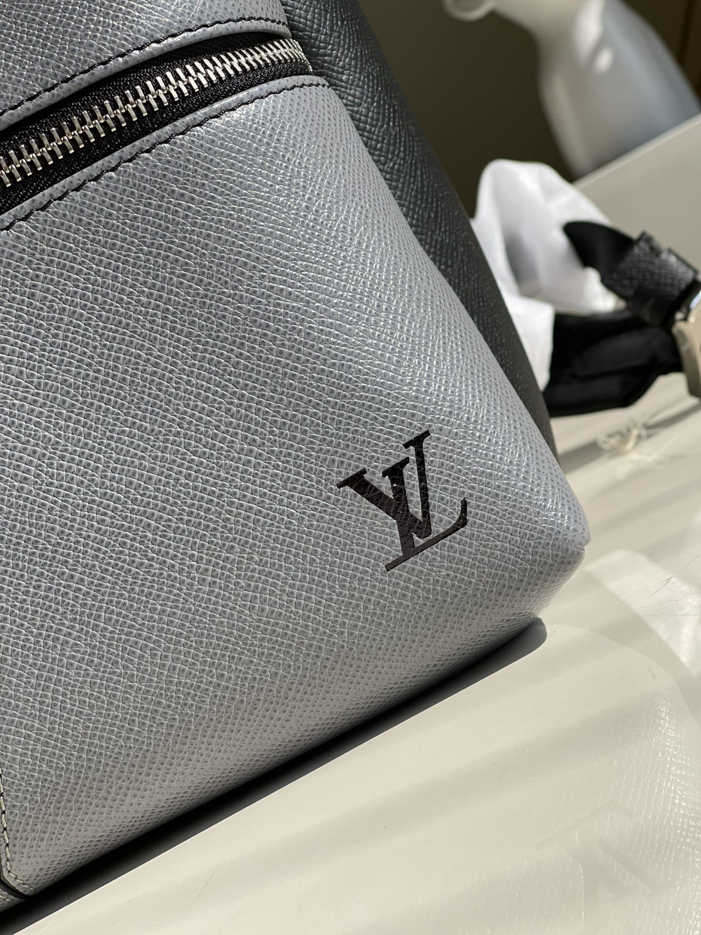 Original Copy Louis Vuitton M30728 Discovery Backpack Gray Monochrome Taiga Leather