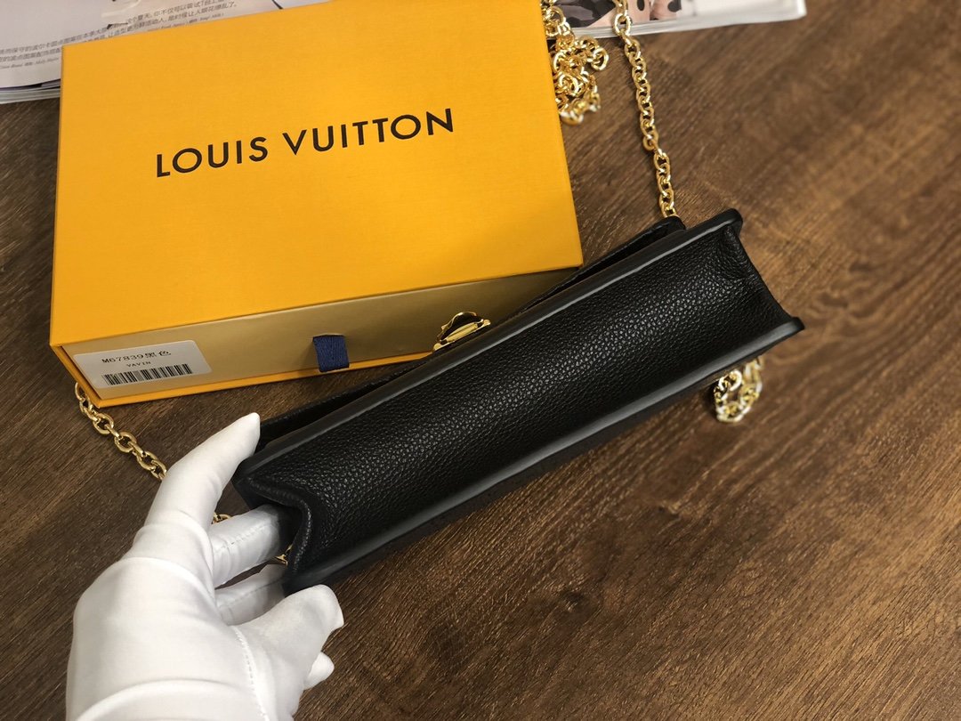 Original Copy Louis Vuitton M67839 Vavin Chain Wallet Embossed Cowhide Leather