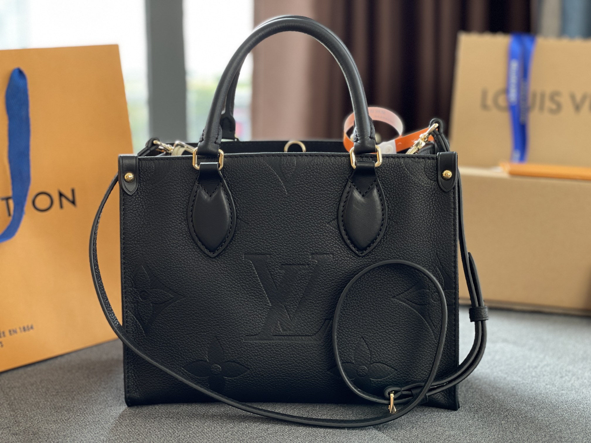 Original Copy Louis Vuitton Onthego PM Embossed Grained Cowhide Leather Black