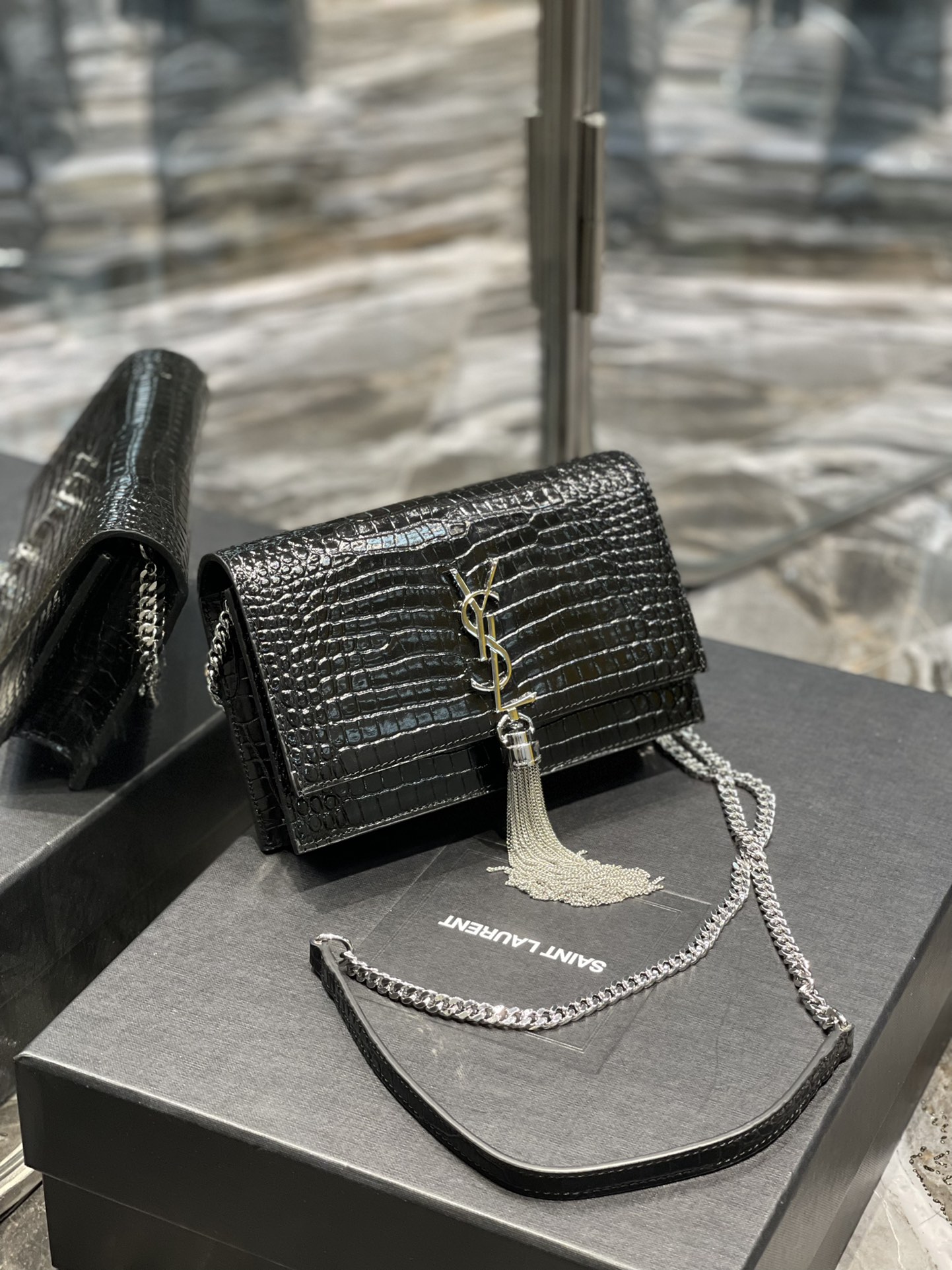 Original Copy Saint Laurent Kate Chain Wallet with Tassel in Crocodile-Embossed Shiny Leather Gold Hardware Black With Sliver