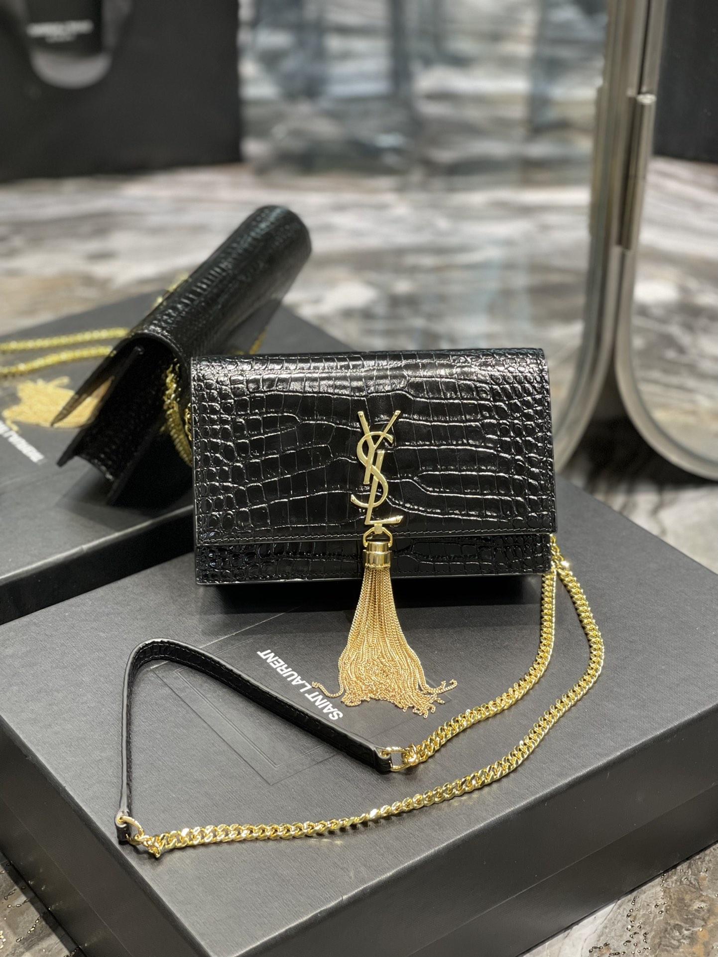 Original Copy Saint Laurent Kate Chain Wallet with Tassel in Crocodile-Embossed Shiny Leather Gold Hardware Black