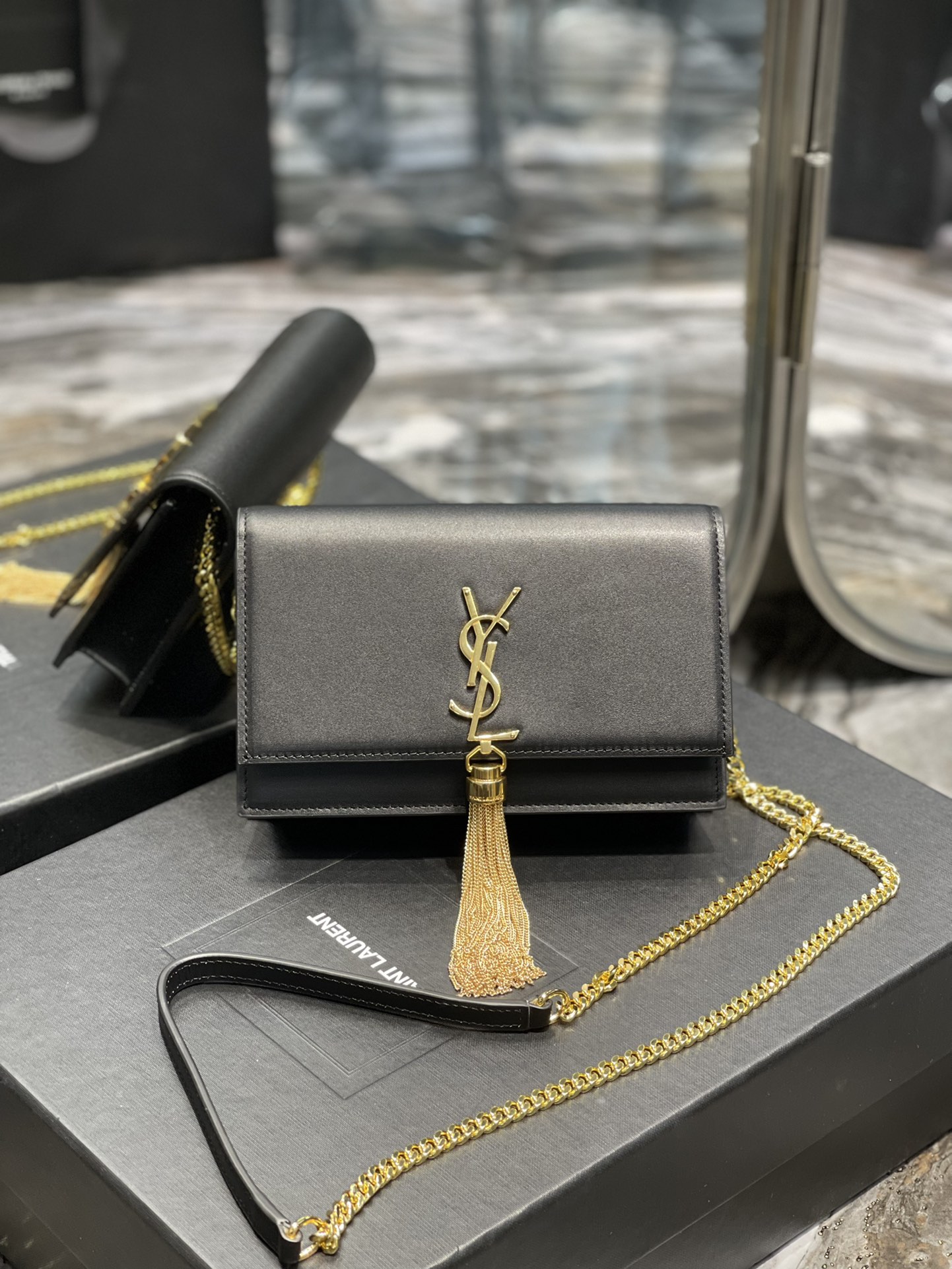 Original Copy Saint Laurent Kate Chain Wallet with Tassel in Smooth Leather with Gold