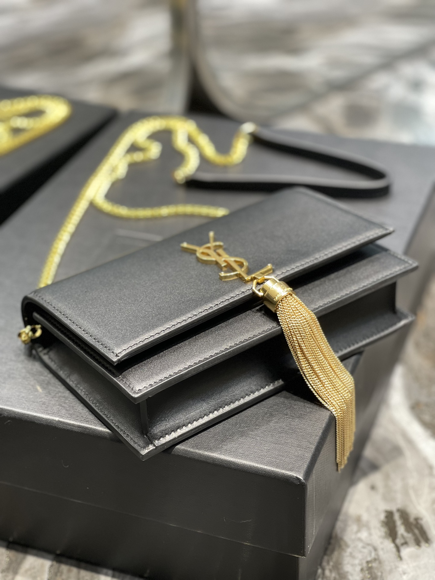 Original Copy Saint Laurent Kate Chain Wallet with Tassel in Smooth Leather with Gold