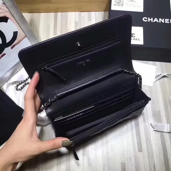 Original Replica Chanel A80287 Women BOY CHANEL Clutch With Chain Black Calfskin Silver-Tone Metal