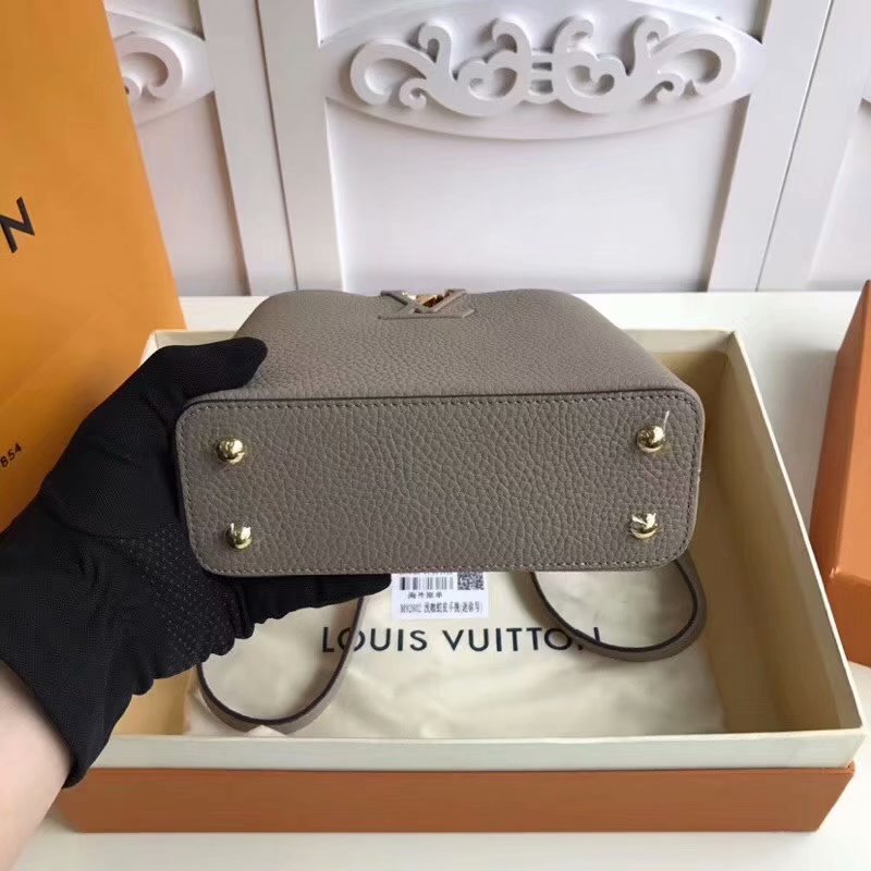 Original Replica Louis Vuitton M50533 Capucines BB Full Grain Taurillon Leather Combines with Python Ayers Galet