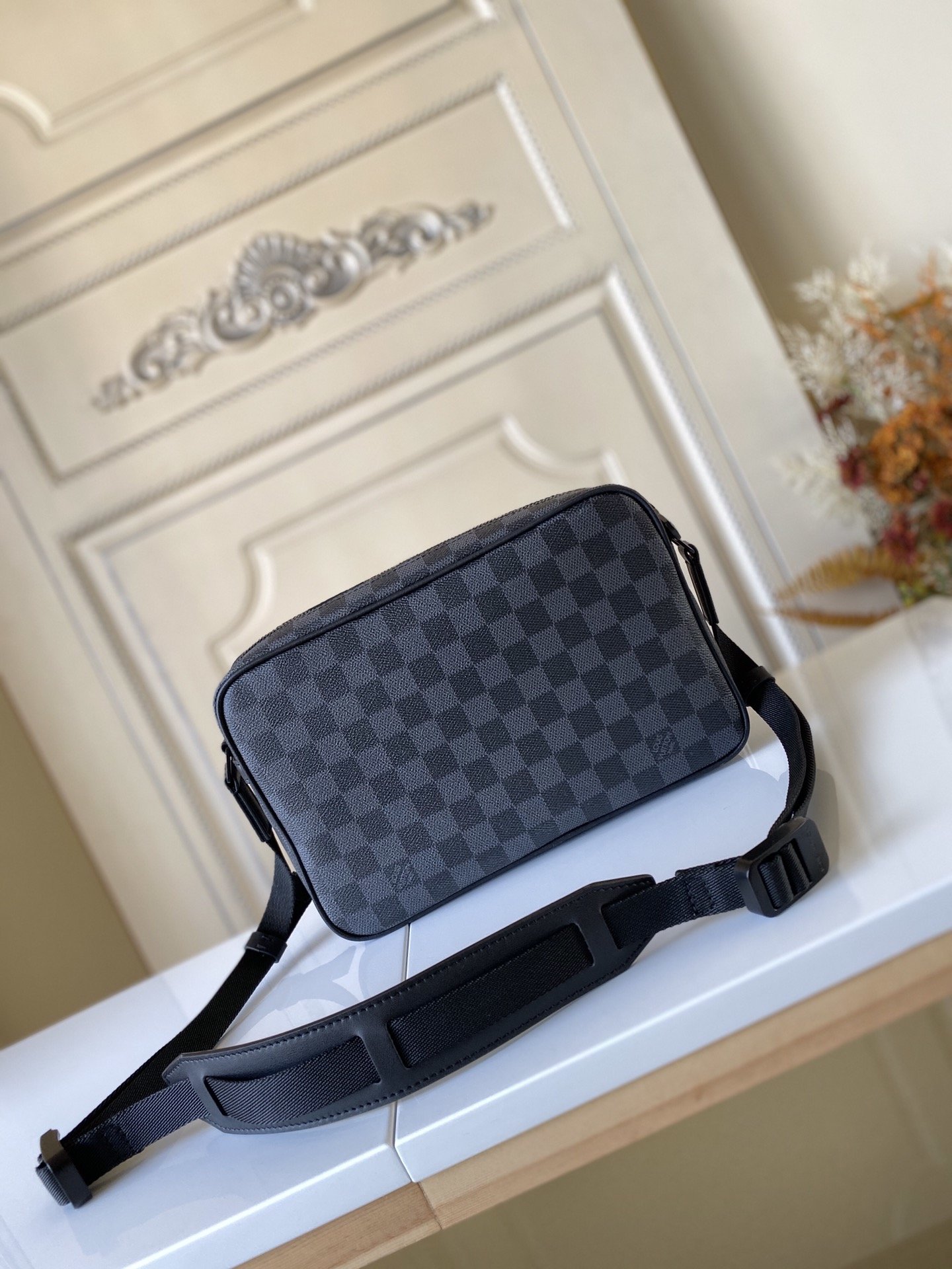 Orignal Copy Louis Vuitton N40280 Men Ultra-functional Utility Business Bag Comes in Damier Graphite Canvas