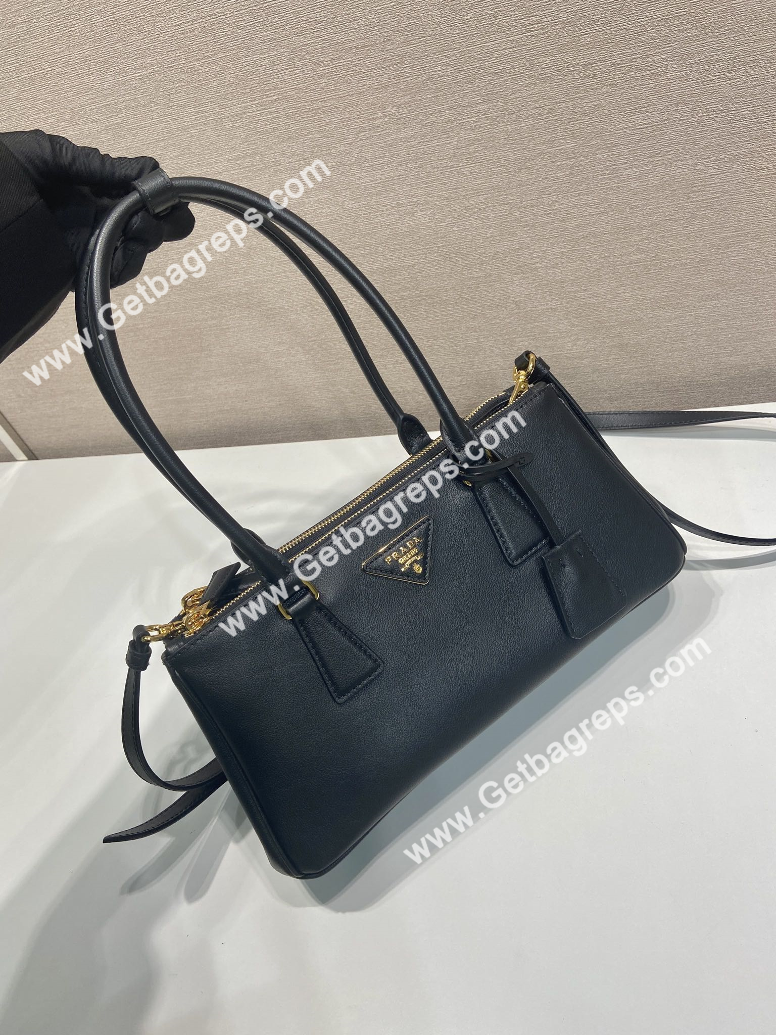 Prada 1BA457 Medium Prada Galleria Lleather Bag Black