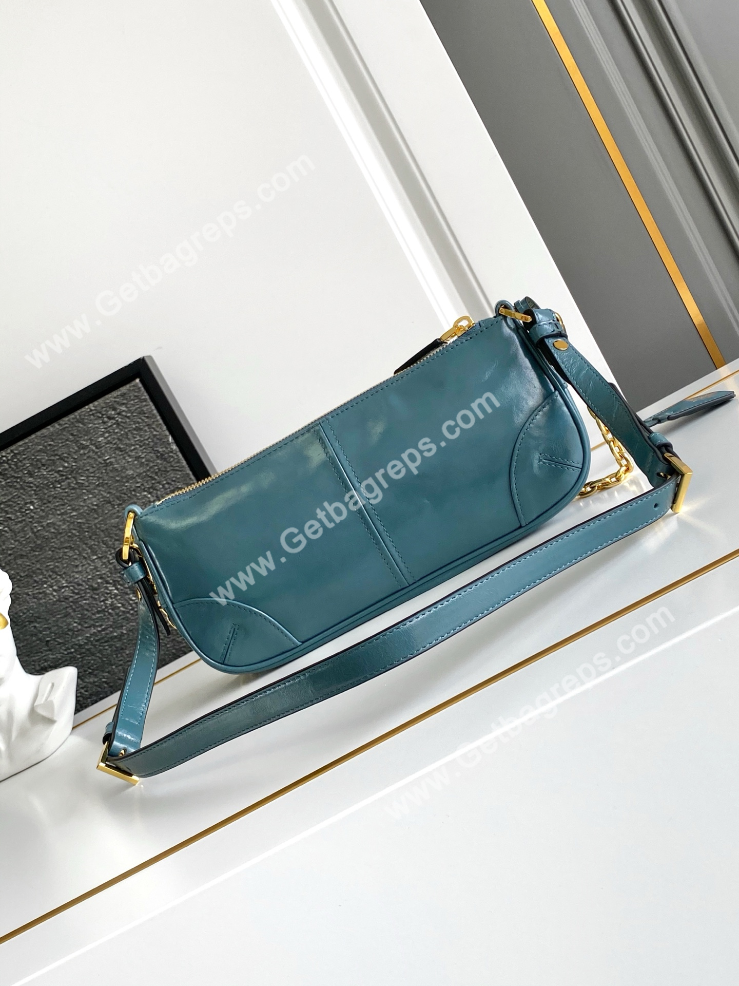 Prada 1BC221Re-Edition 2002 Medium Leather Shoulder Bag Green