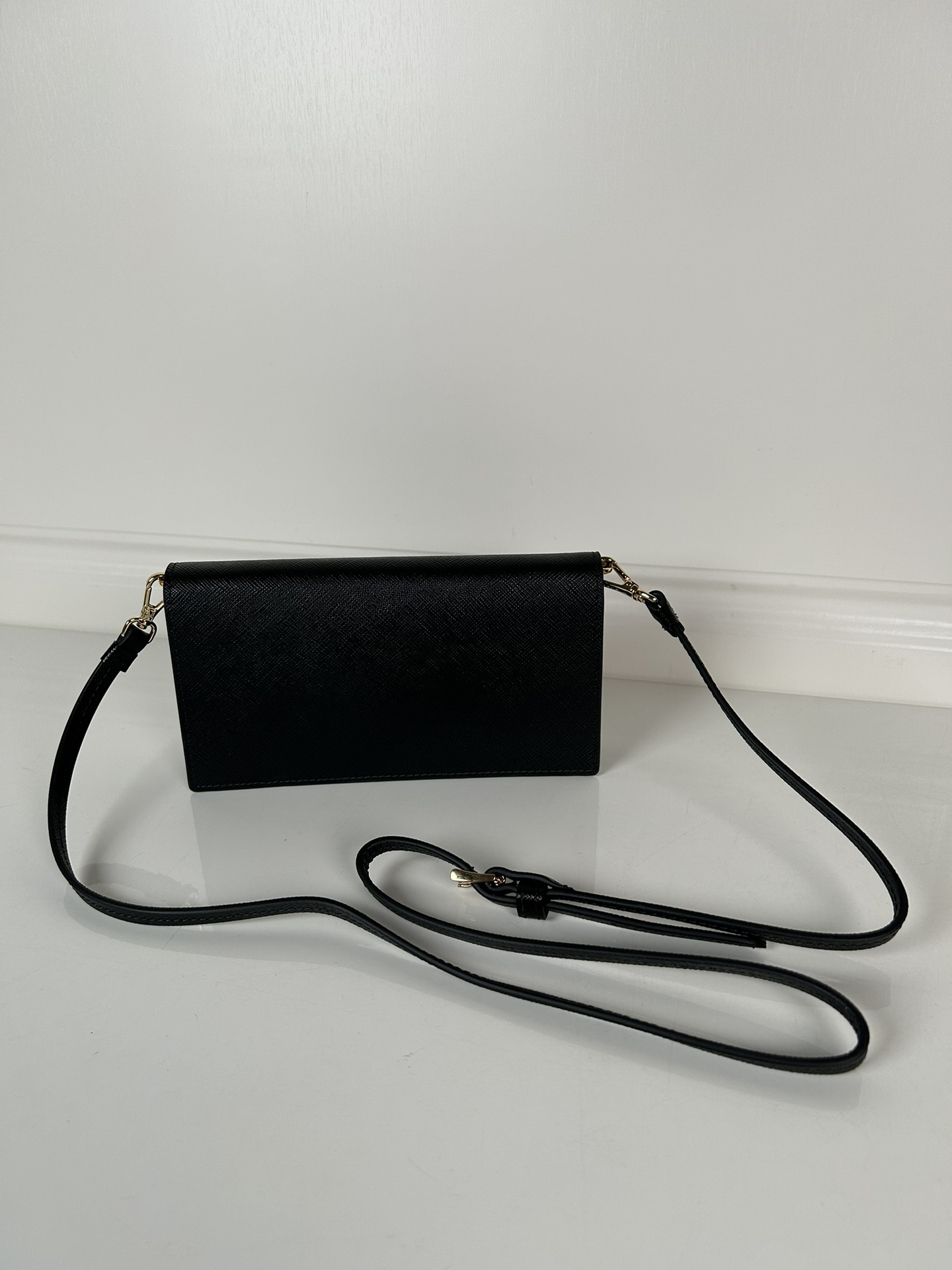 Prada 1MF059 Wallet Black