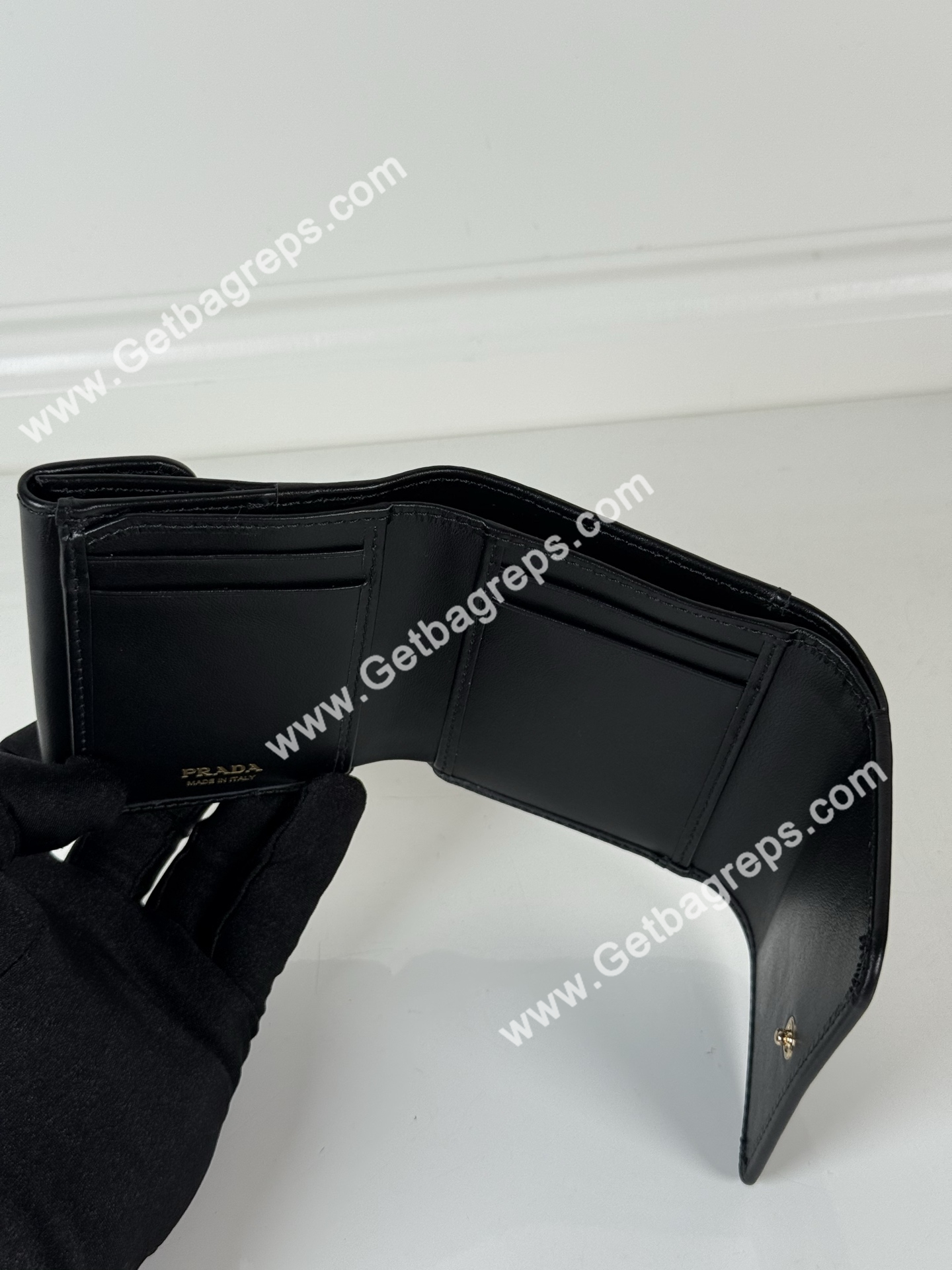 Prada 1MH043 Women Wallet Black-4