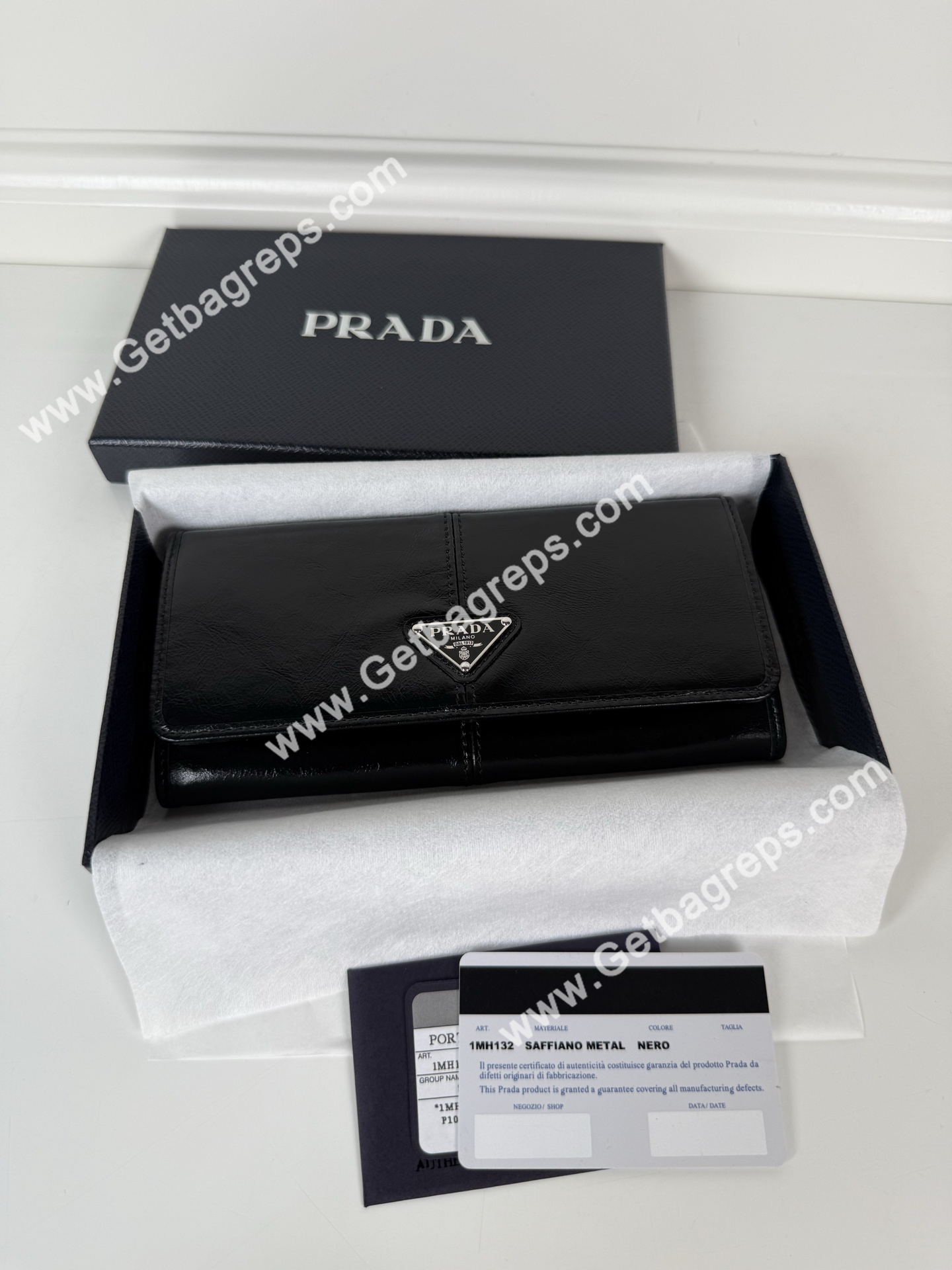 Prada 1MH132 Men Wallet Black-1